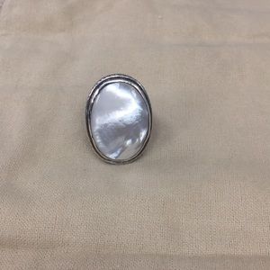 Silver and pearl oval ring